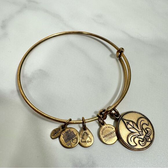 Alex & Ani Gold Fleur-de-Lis America Charm Bangle Bracelet One Size Casual - Picture 10 of 12